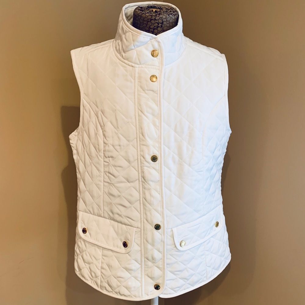 Kenar Vest